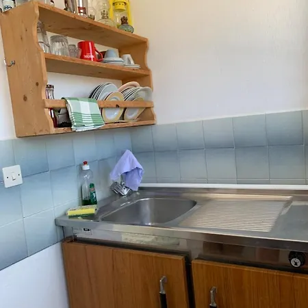 Prombona Petrino Spiti