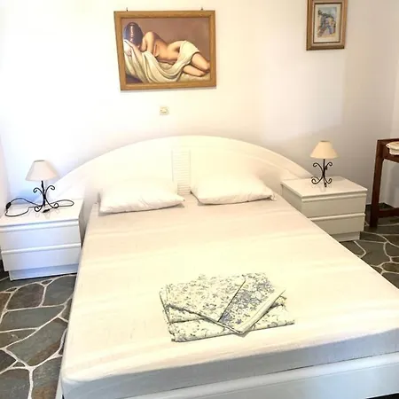 Apartment Prombona Petrino Spiti Piso Livadi