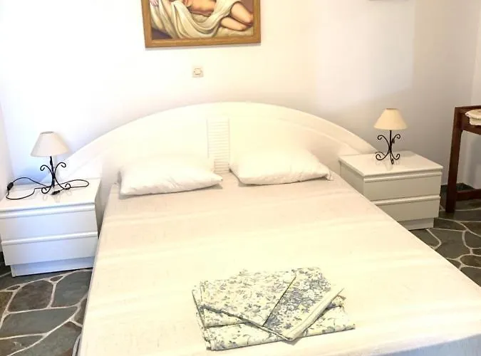 Apartment Prombona Petrino Spiti Piso Livadi