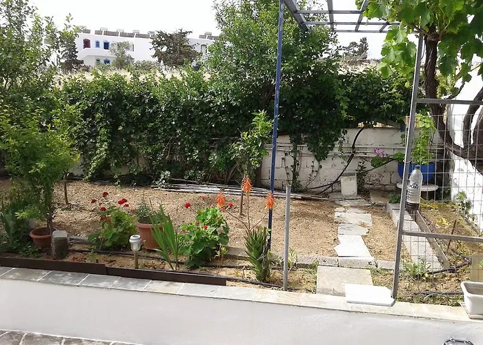 Apartment Prombona Petrino Spiti Piso Livadi